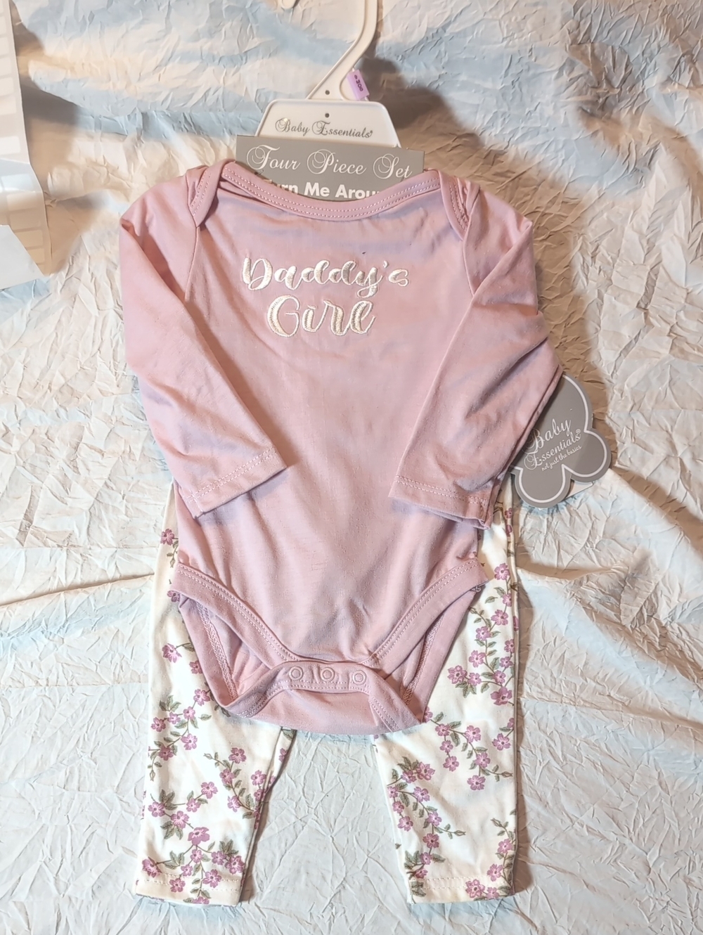 NWT Baby Essentials Mauve Pink "Daddy's Girl" 4pc Bodysuit & Floral Legging Set